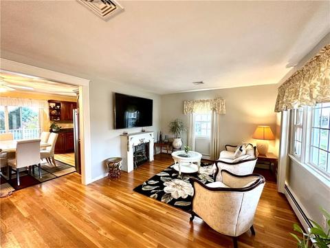 269 E View Ave, Cranston, RI 02920 photo 11