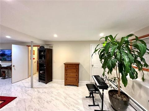 269 E View Ave, Cranston, RI 02920 photo 26