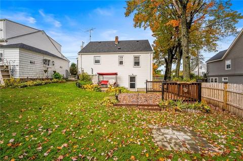 253 Carnation St, Woonsocket, RI 02895 photo 11