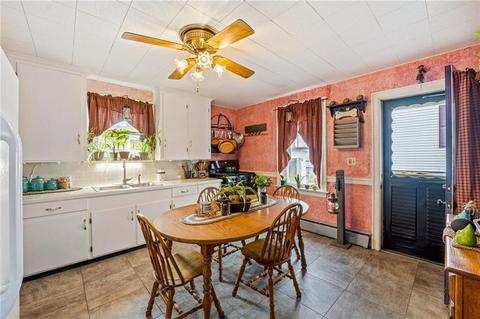 253 Carnation St, Woonsocket, RI 02895 photo 15