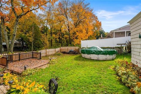 253 Carnation St, Woonsocket, RI 02895 photo 9