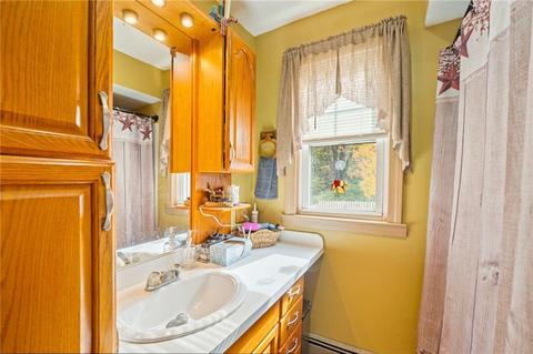 253 Carnation St, Woonsocket, RI 02895 photo 19