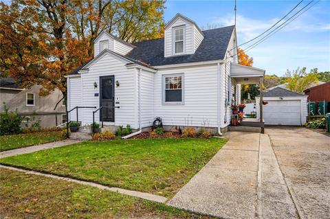253 Carnation St, Woonsocket, RI 02895 photo 7