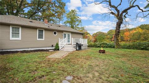 41 N Shore St, Warwick, RI 02889 photo 1