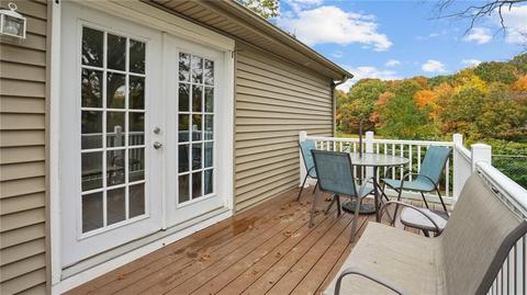 41 N Shore St, Warwick, RI 02889 photo 2