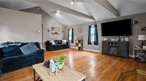 41 N Shore St, Warwick, RI 02889 photo 5