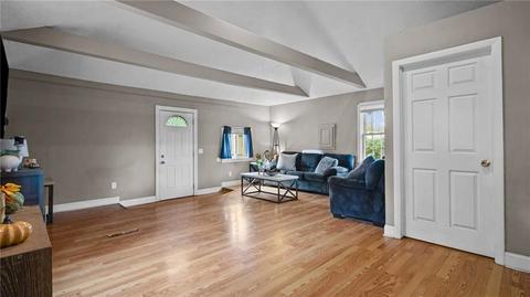41 N Shore St, Warwick, RI 02889 photo 3