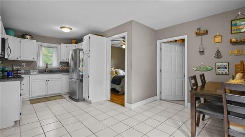 41 N Shore St, Warwick, RI 02889 photo 6