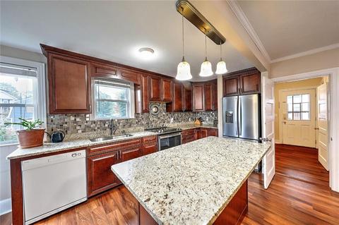 34 Mt St Charles Ave, Woonsocket, RI 02895 photo 10