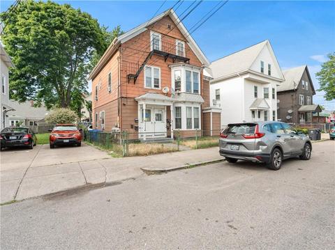 82 Appleton Ave, Pawtucket, RI 02860 photo 2