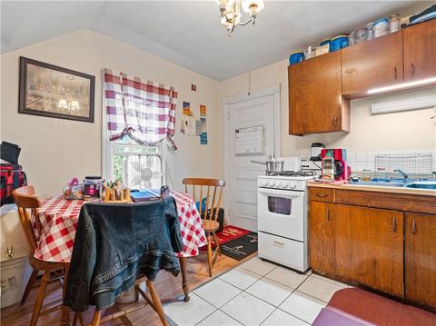 82 Appleton Ave, Pawtucket, RI 02860 photo 10