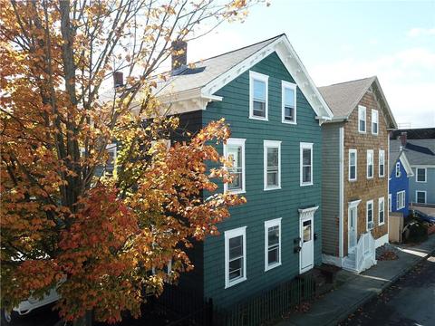 25 Fair St, Newport, RI 02840