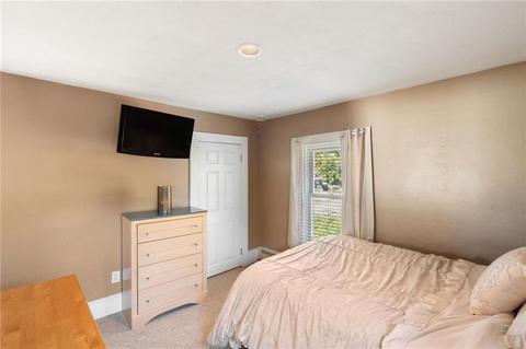126 Beach Ave, Warwick, RI 02889 photo 38
