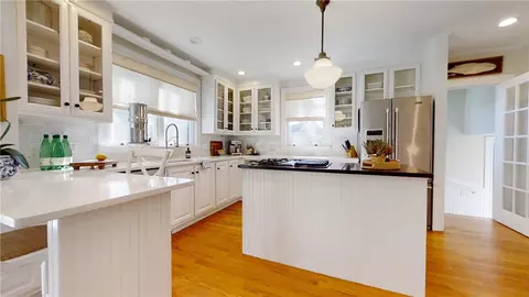 76 Bayside Ave, Warwick, RI 02888 photo 20