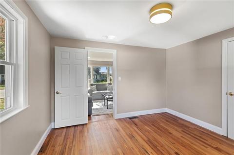 79 Grotto Ave, Warwick, RI 02888 photo 14