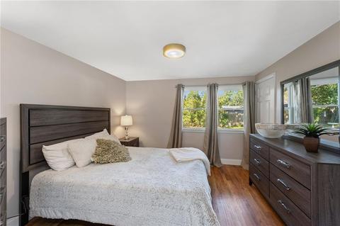 79 Grotto Ave, Warwick, RI 02888 photo 15