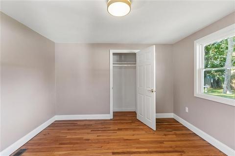 79 Grotto Ave, Warwick, RI 02888 photo 13