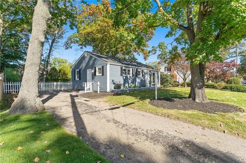 79 Grotto Ave, Warwick, RI 02888 photo 33