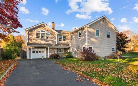 31 Osage Dr, Warwick, RI 02888 photo 1