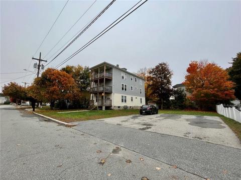 161 Farm St, Woonsocket, RI 02895 photo 5