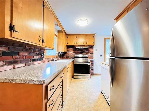 13 Baylor Dr, Coventry, RI 02816 photo 3