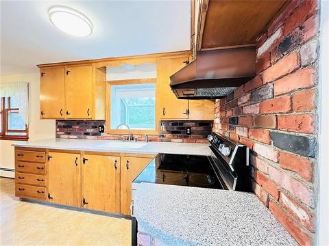 13 Baylor Dr, Coventry, RI 02816 photo 2
