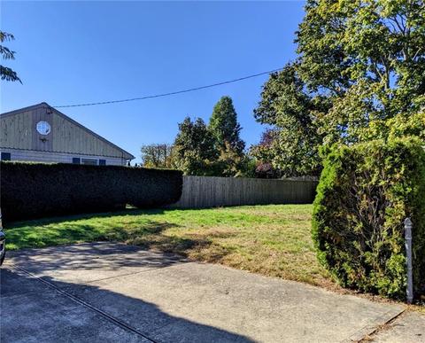 413 Kennedy St, Fall River, MA 02721 photo 2
