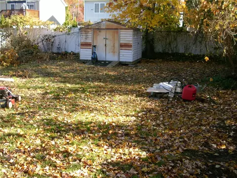 32 Guild Ave, Warwick, RI 02889 photo 3