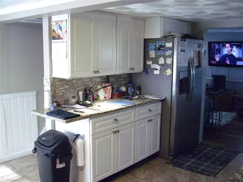 32 Guild Ave, Warwick, RI 02889 photo 5
