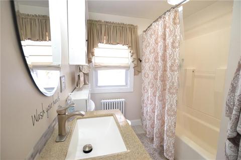 97 Keystone Dr, Warwick, RI 02889 photo 20