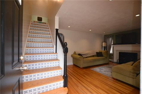 97 Keystone Dr, Warwick, RI 02889 photo 11
