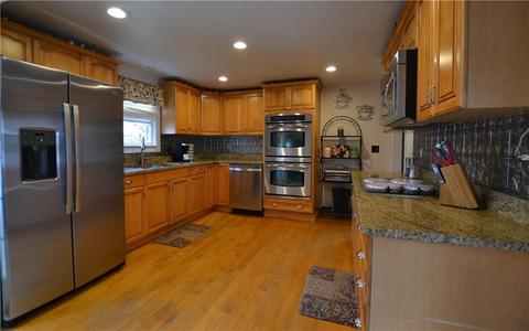 97 Keystone Dr, Warwick, RI 02889 photo 5