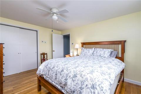 54 Osage Dr, Warwick, RI 02888 photo 31