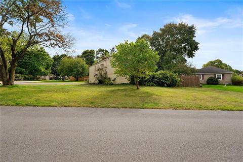 1 Chambly Ave, Warwick, RI 02886 photo 31