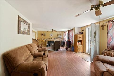 1 Chambly Ave, Warwick, RI 02886 photo 3