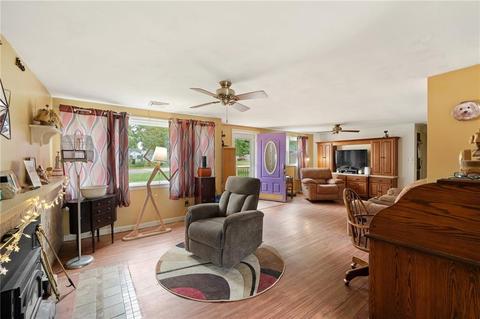 1 Chambly Ave, Warwick, RI 02886 photo 4