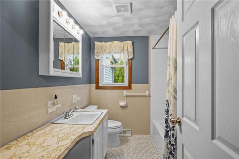 132 Lockhaven Rd, Warwick, RI 02889 photo 16