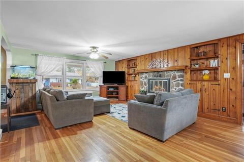 16 Edgewood Rd, Glocester, RI 02814 photo 12