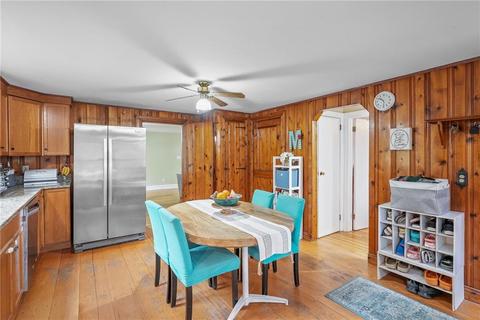 16 Edgewood Rd, Glocester, RI 02814 photo 8
