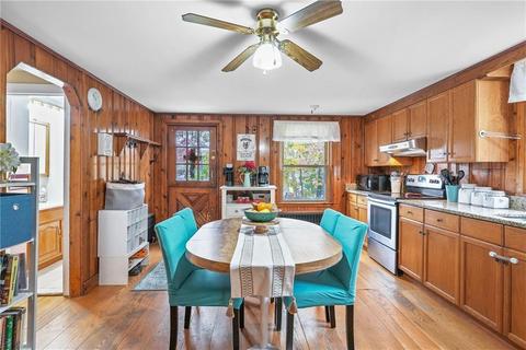 16 Edgewood Rd, Glocester, RI 02814 photo 3