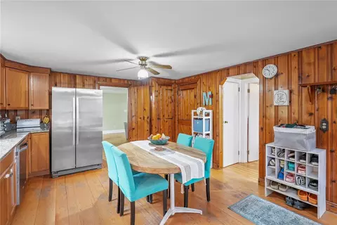 16 Edgewood Rd, Glocester, RI 02814 photo 8