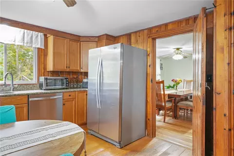 16 Edgewood Rd, Glocester, RI 02814 photo 9