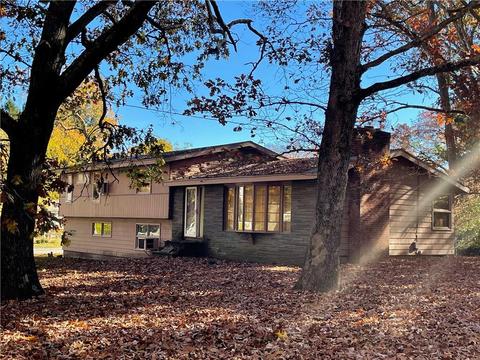 220 Red Chimney Dr, Warwick, RI 02886 photo 2