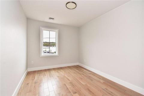 101 Graystone St, Warwick, RI 02886 photo 23