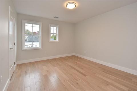 101 Graystone St, Warwick, RI 02886 photo 17