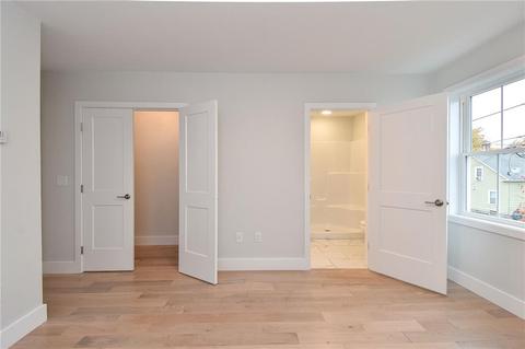 101 Graystone St, Warwick, RI 02886 photo 18