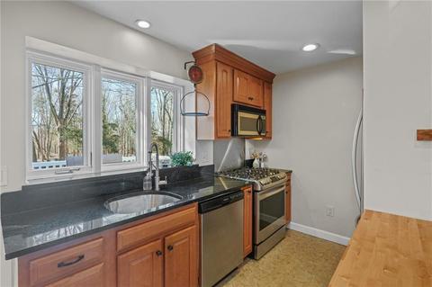 12 Duffield Rd, Bristol, RI 02809 photo 12