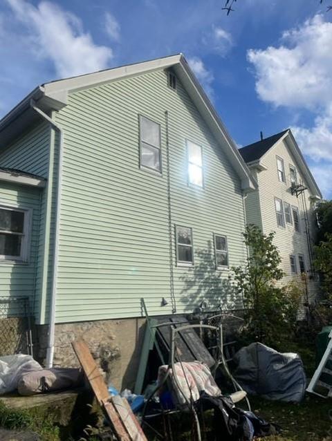 137 Division St, Woonsocket, RI 02895 photo 2