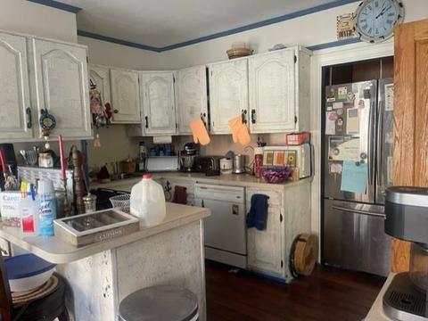 137 Division St, Woonsocket, RI 02895 photo 6