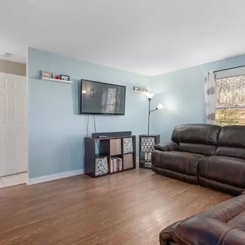 121 Miles Ave, Woonsocket, RI 02895 photo 15